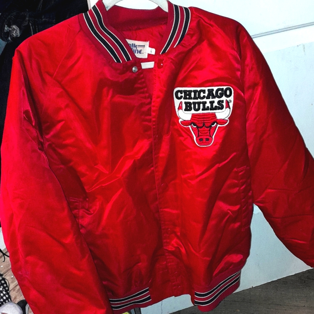 Vintage 1990 chalkline Chicago bulls jacket